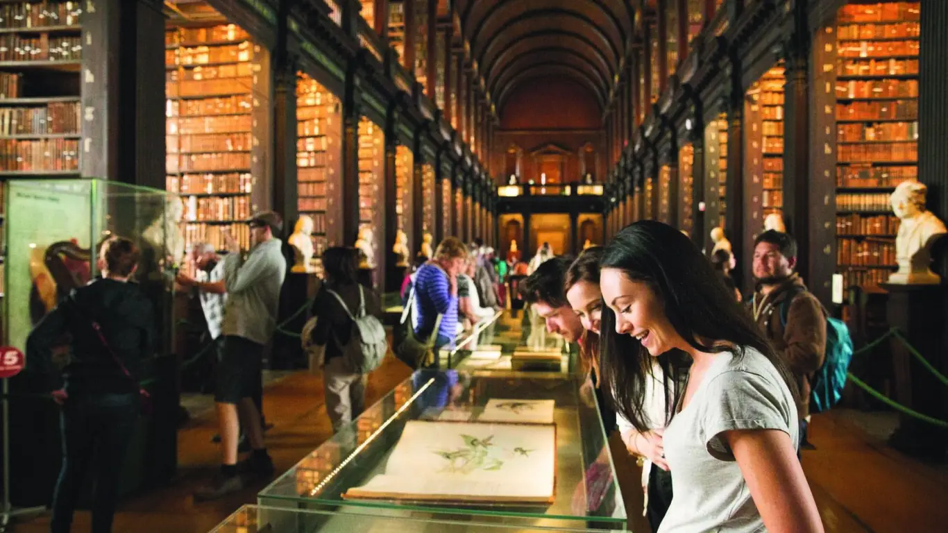 Visitors at Long Room, Trinity College, Dublin_Web Size